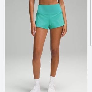 lululemon speed up shorts 2.5 size 2